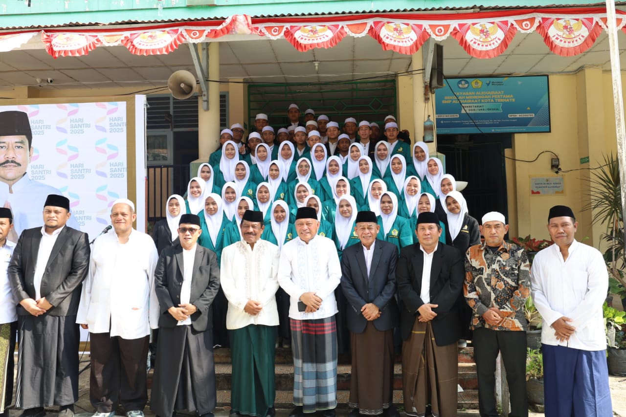 Gambar Kedua