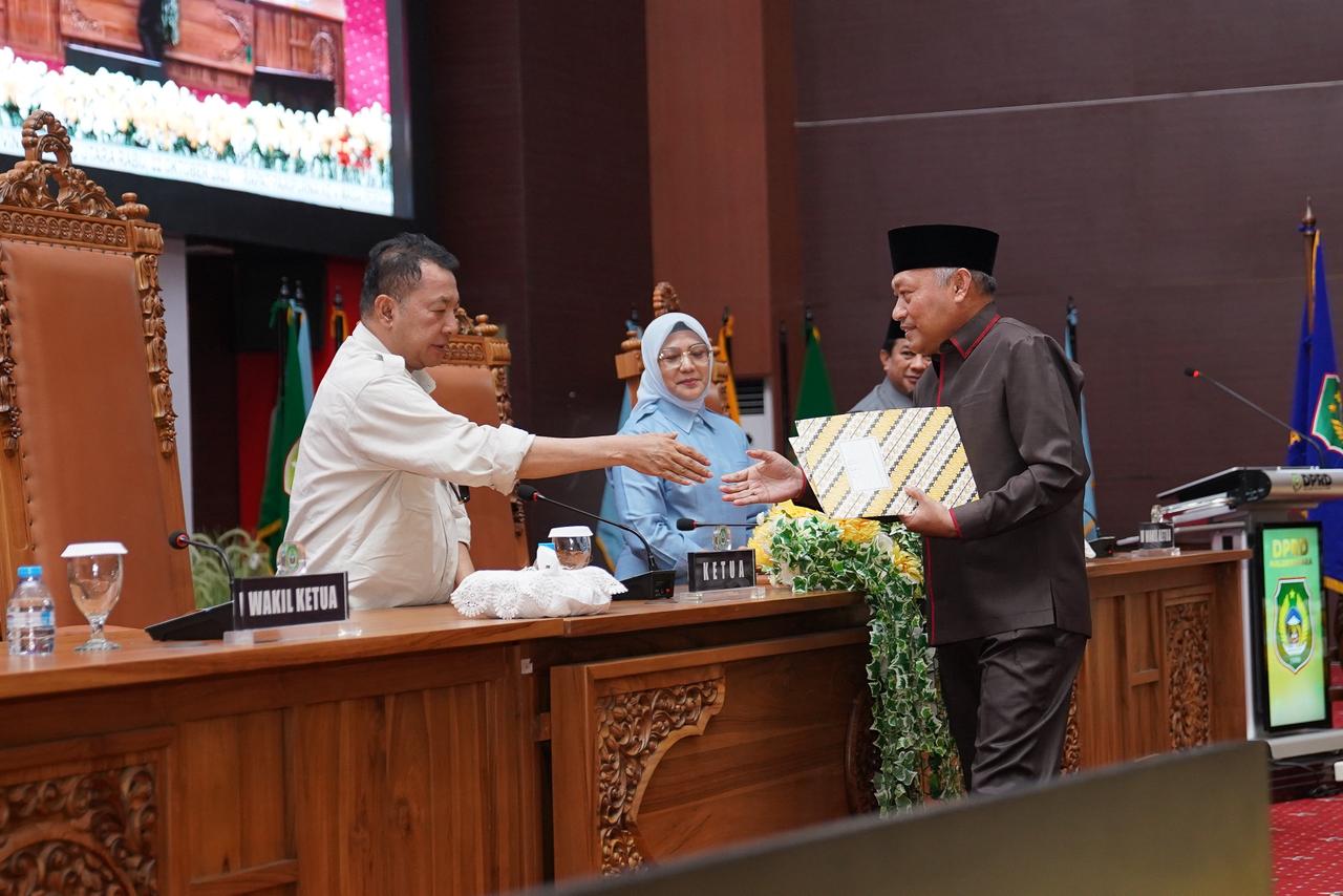 Gambar Kedua