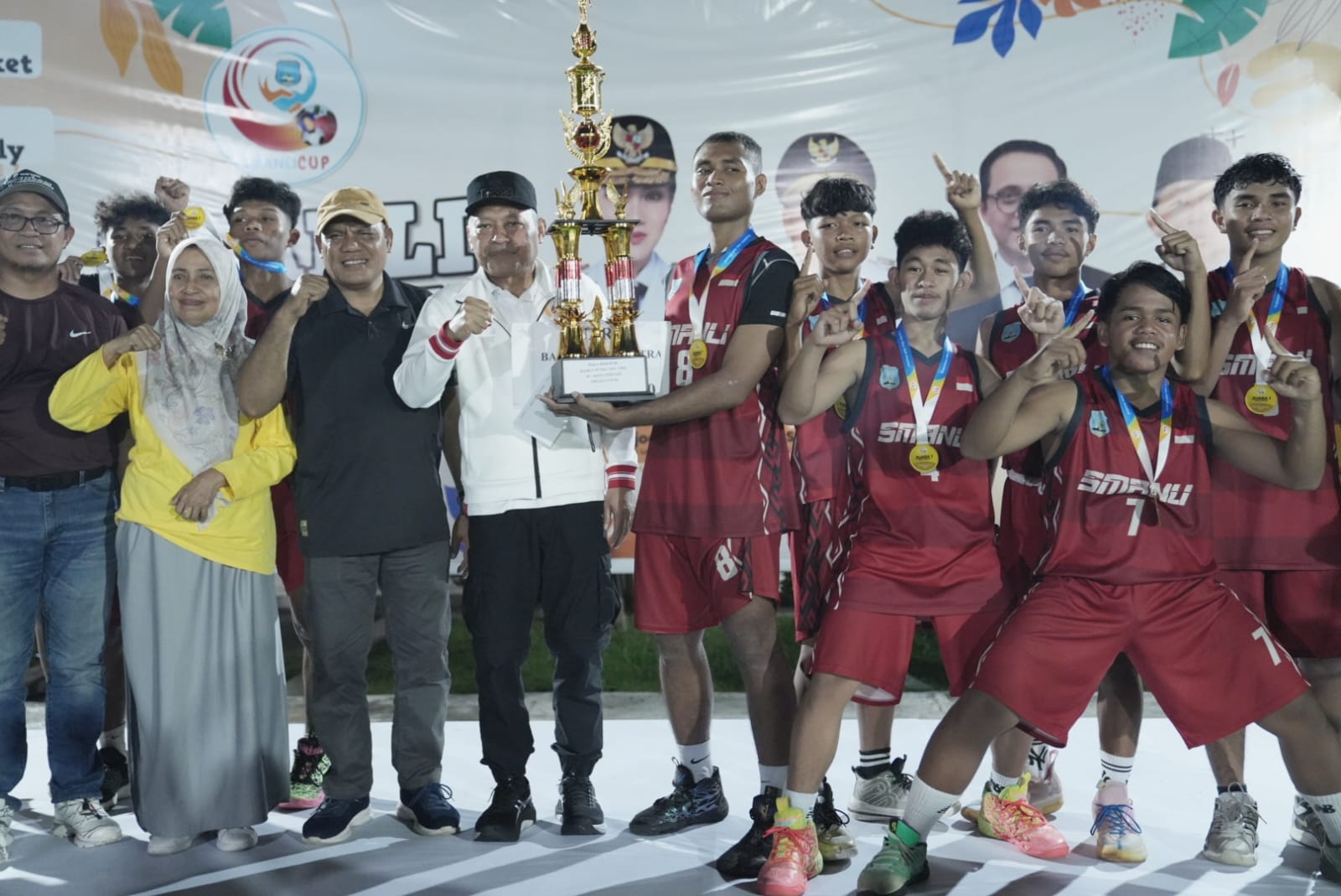 Gambar Kedua