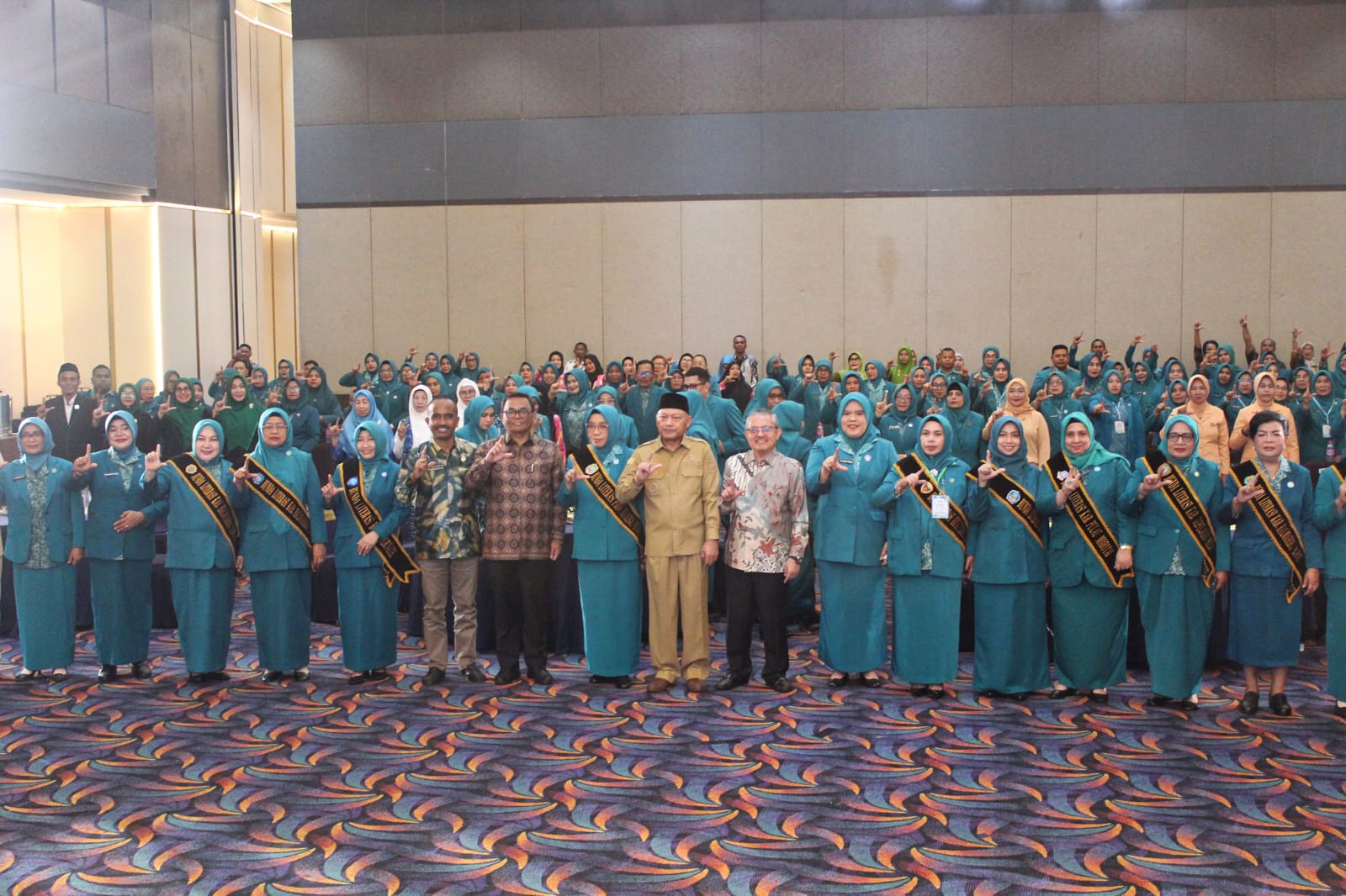 Gambar Kedua