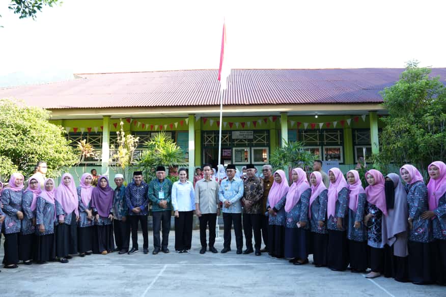 Gambar Kedua