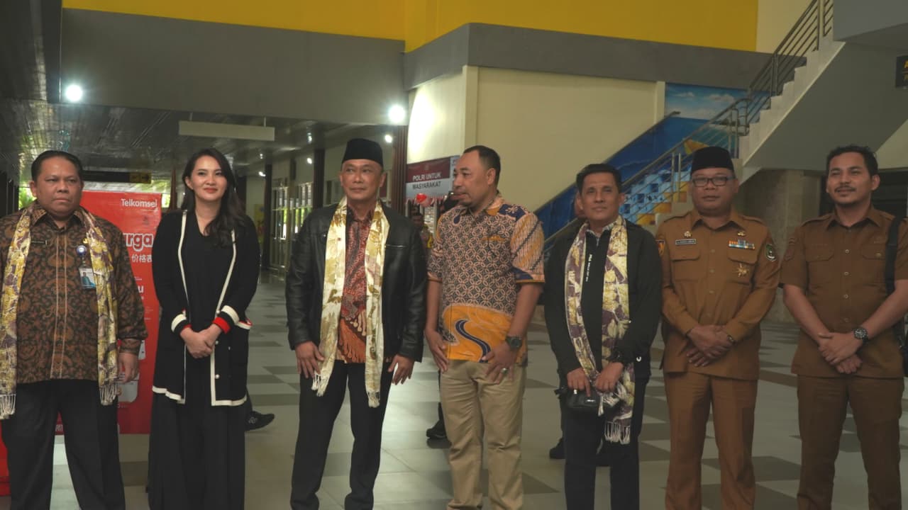 Gambar Kedua