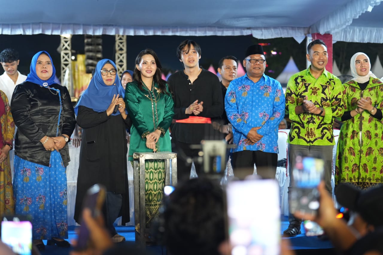 Gambar Kedua