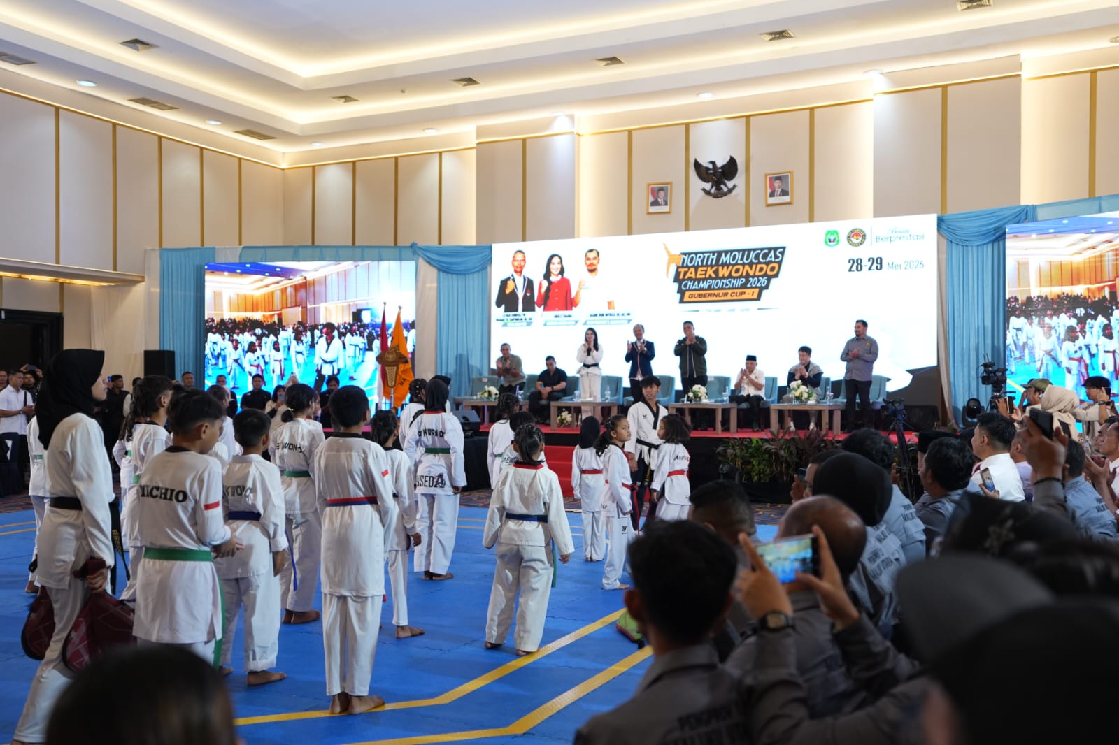 Gambar Kedua