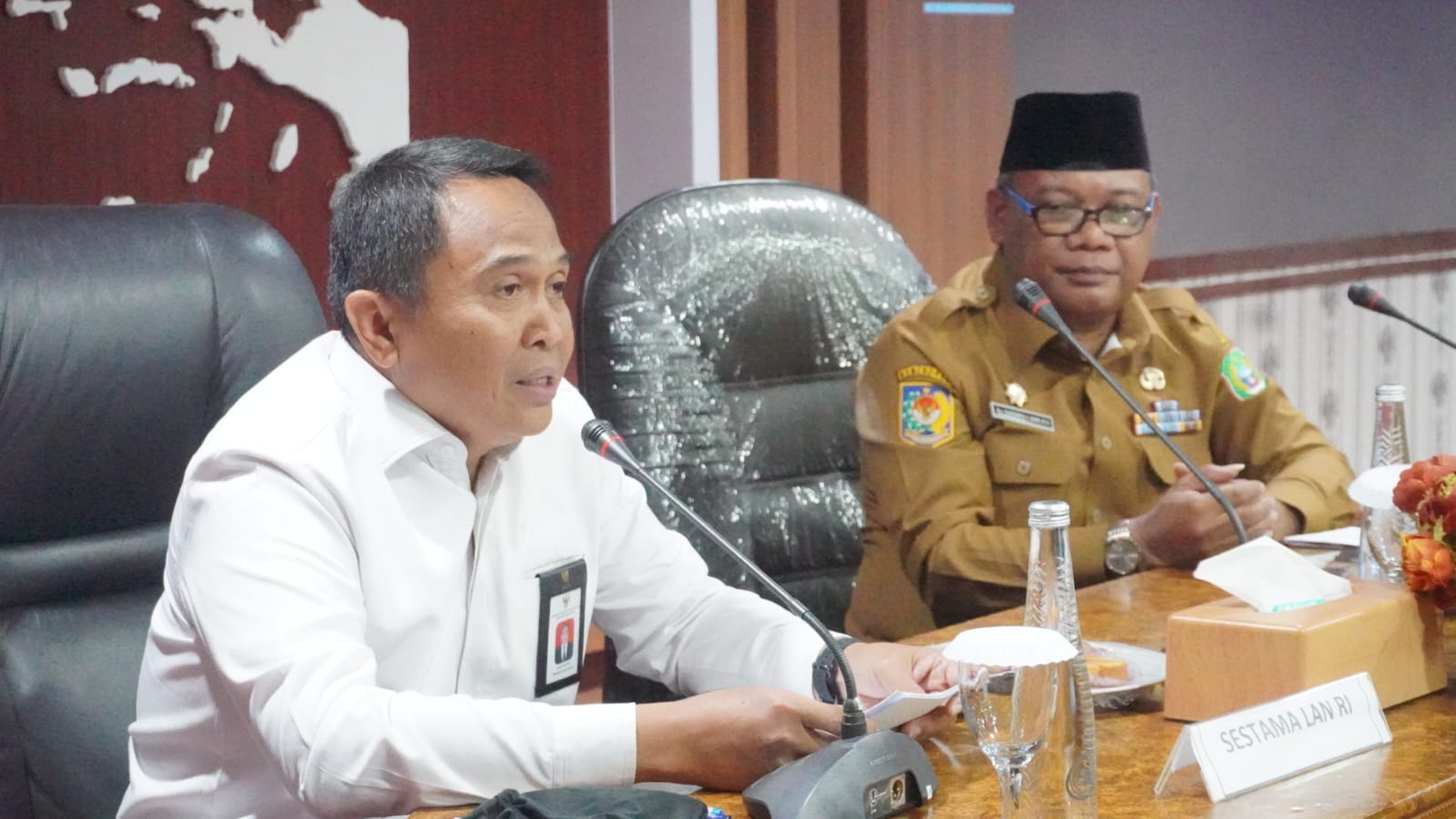 Gambar Kedua