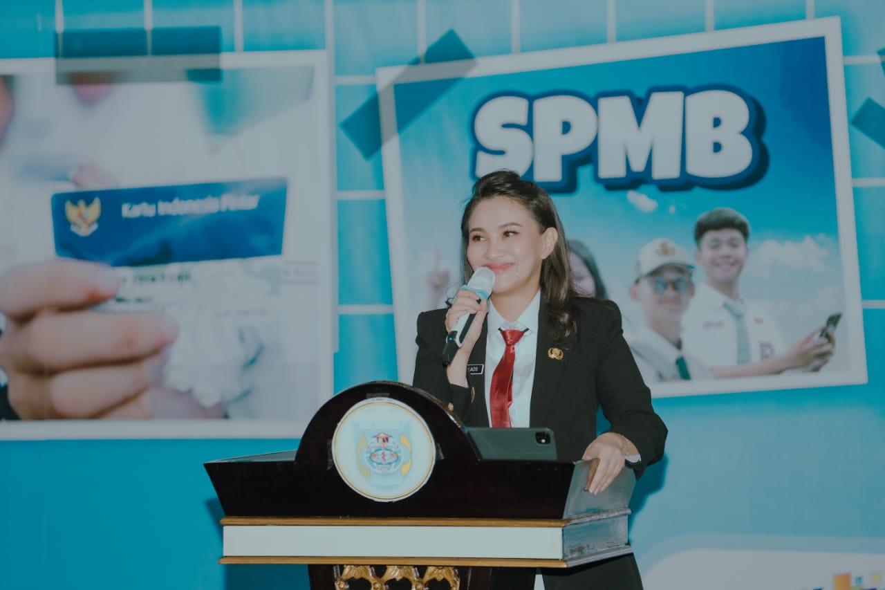 Gubernur Sherly: Lulusan SMK Harus Siap Kerja dan Diserap Industri