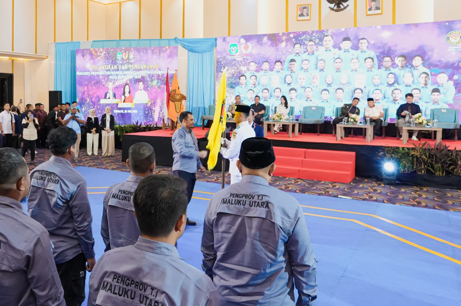 Gambar Kedua