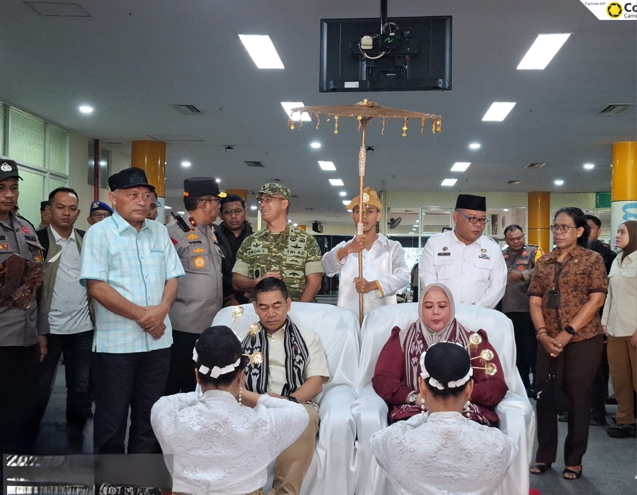 Gambar Kedua